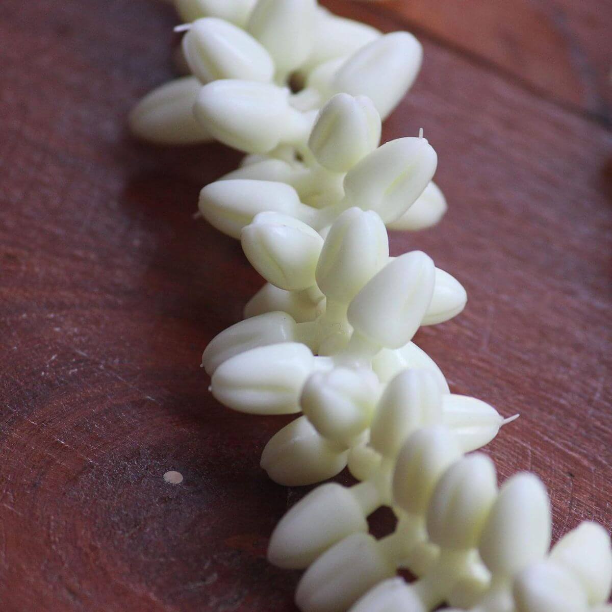 Artificial Jasmine Buds Garland Highlight