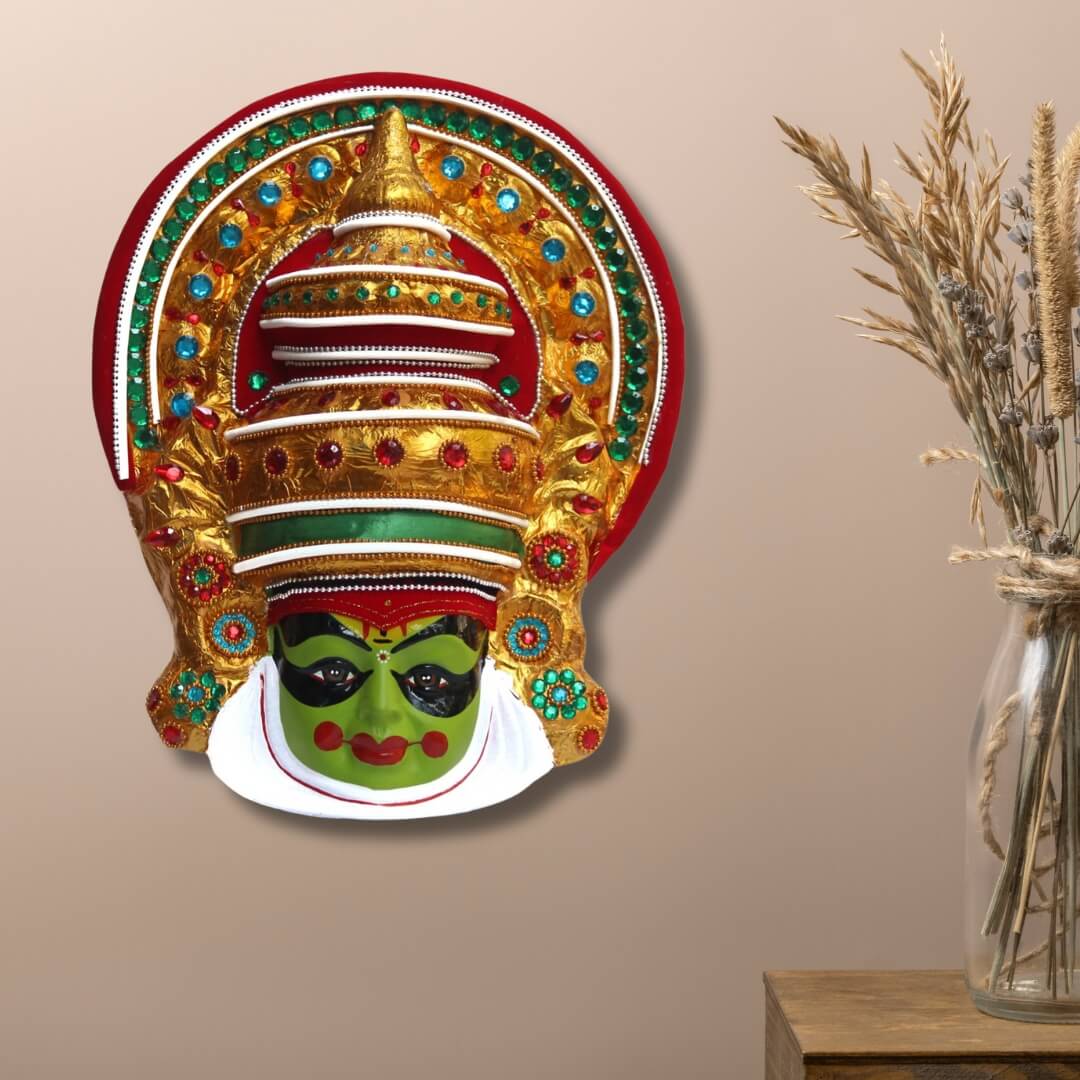 KATHAKALI-FACE-MASK-IN-FIBRE-INDOOR