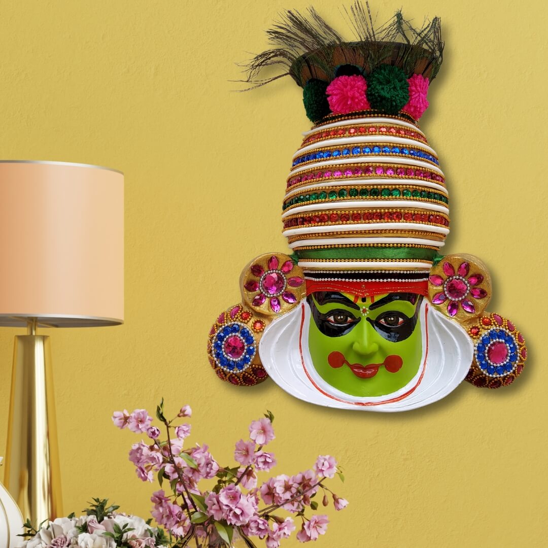 KATHAKALI-MASK-KRISHNA-IN-FIBRE-INDOOR