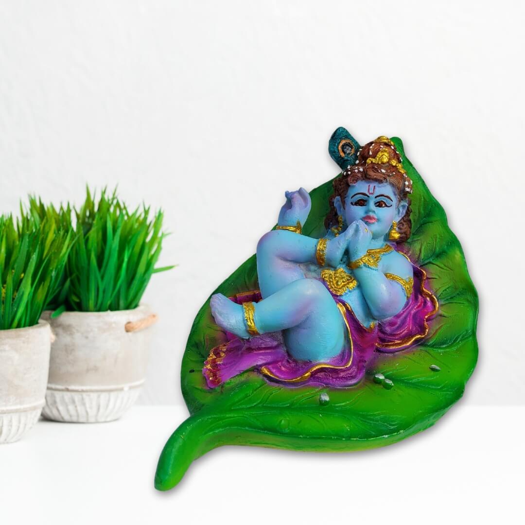 SMALL-AALILA-KRISHNA-IDOL-IN-POLYMARBLE-INDOOR